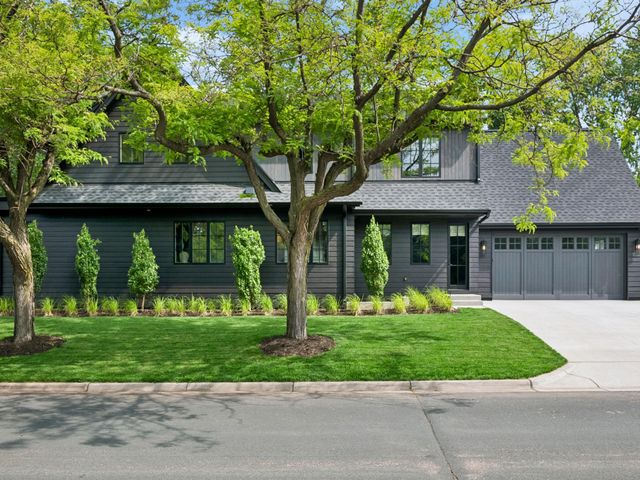 5945 Saint Johns Avenue, Edina, MN 55424
