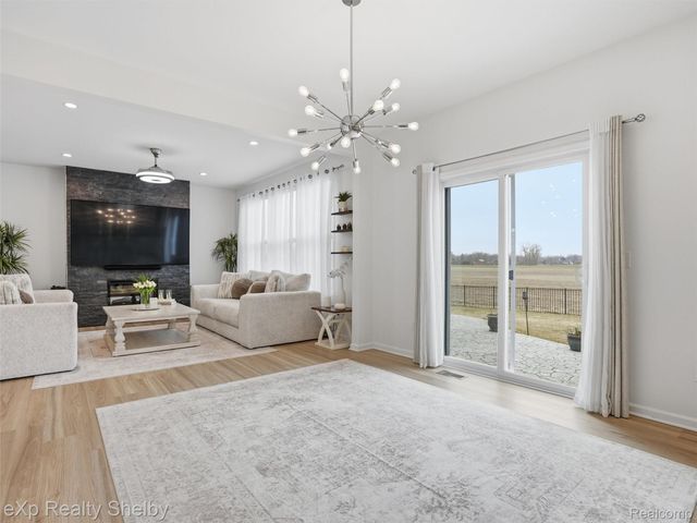 51435 Water Mark Drive, Macomb Township, MI 48042