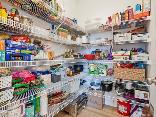 51435 Water Mark Drive, Macomb Township, MI 48042