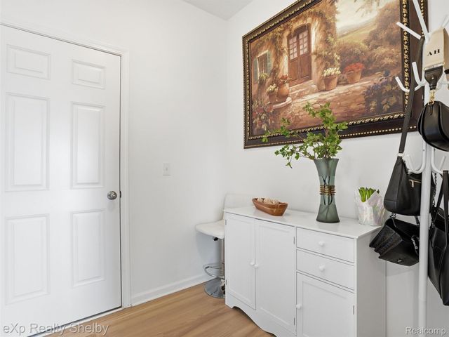 51435 Water Mark Drive, Macomb Township, MI 48042