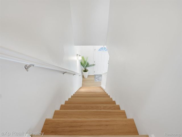 51435 Water Mark Drive, Macomb Township, MI 48042