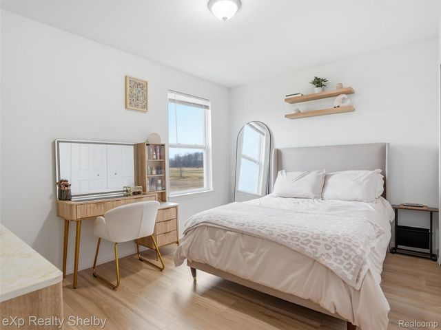 51435 Water Mark Drive, Macomb Township, MI 48042