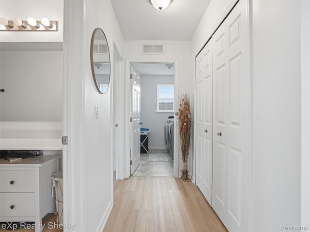 51435 Water Mark Drive, Macomb Township, MI 48042