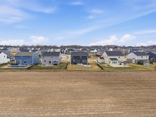 51435 Water Mark Drive, Macomb Township, MI 48042