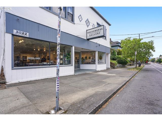 3020 Ne GLISAN St, Portland, OR 97232