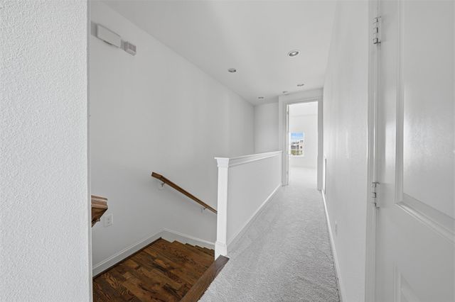 2027 Fannin Station, Houston, TX 77045