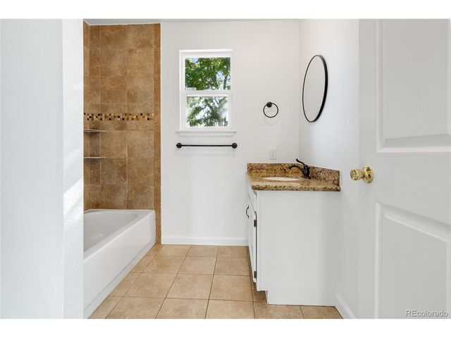 5371 Julian St, Denver, CO 80221