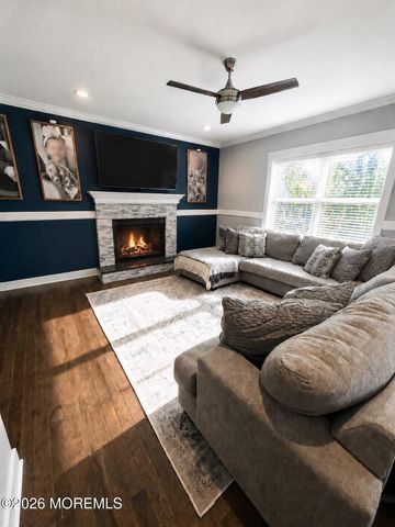 235 Serpent Lane, Manahawkin, NJ 08050