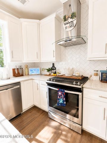 235 Serpent Lane, Manahawkin, NJ 08050