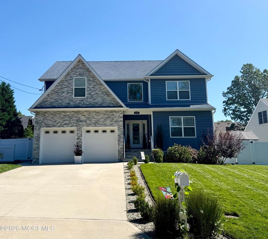 235 Serpent Lane, Manahawkin, NJ 08050