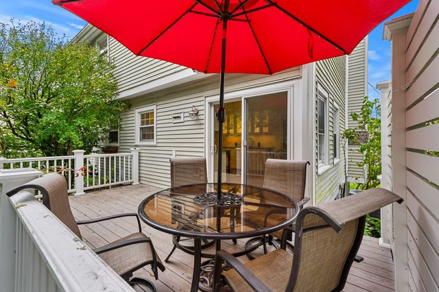 33 Arnold Terrace 33, Marblehead, MA 01945