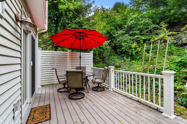 33 Arnold Terrace 33, Marblehead, MA 01945