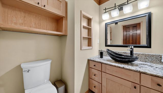 3116 E Center Rd, Mead, WA 99021