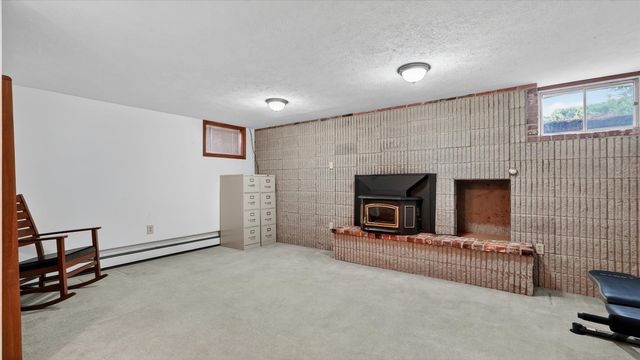 3116 E Center Rd, Mead, WA 99021