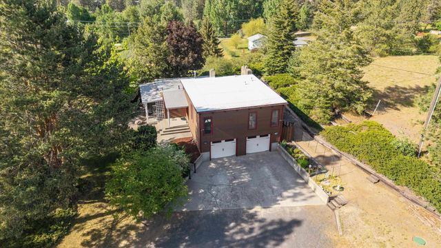 3116 E Center Rd, Mead, WA 99021