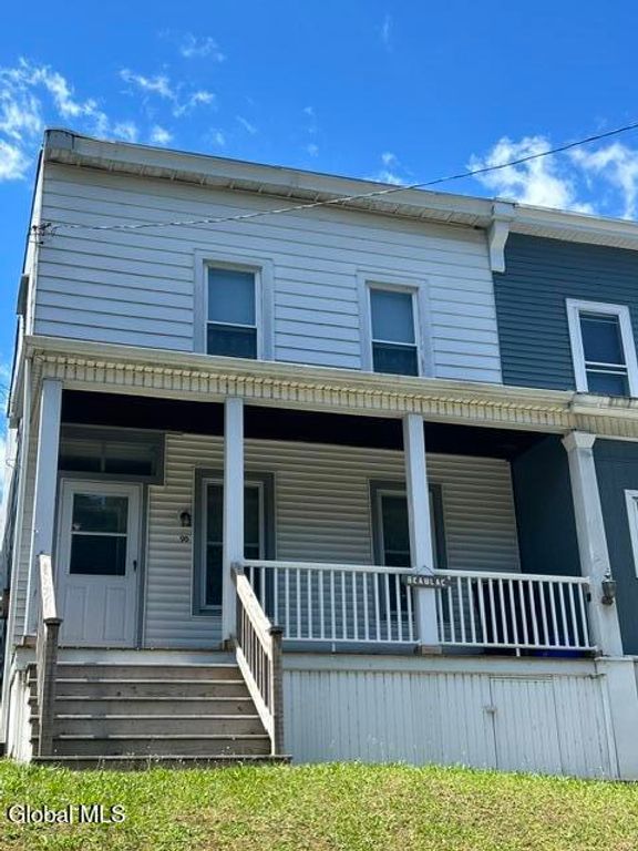 90 Pawling Avenue, Troy, NY 12180