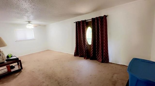 280 Old Mill Lane, Dallas, TX 75217