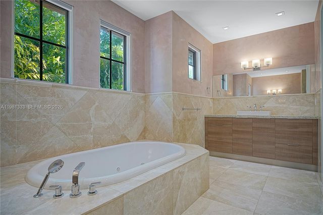 3747 Prairie Ave 0, Miami Beach, FL 33140