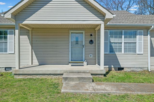4825 Peppertree Dr, Antioch, TN 37013