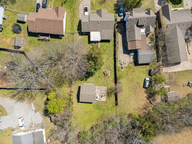 4825 Peppertree Dr, Antioch, TN 37013
