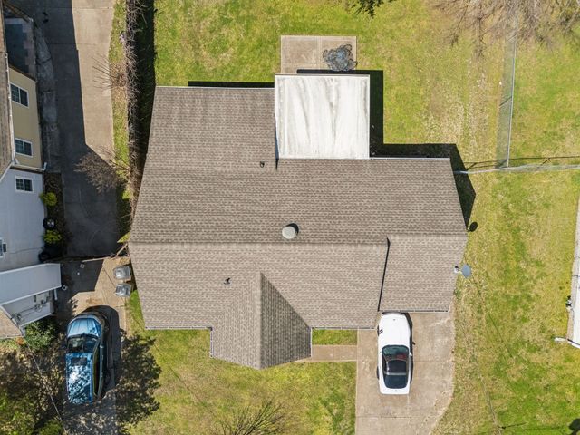 4825 Peppertree Dr, Antioch, TN 37013