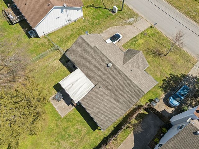 4825 Peppertree Dr, Antioch, TN 37013