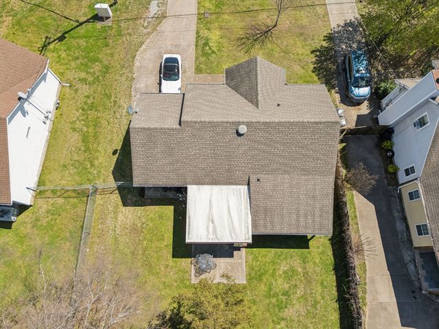 4825 Peppertree Dr, Antioch, TN 37013