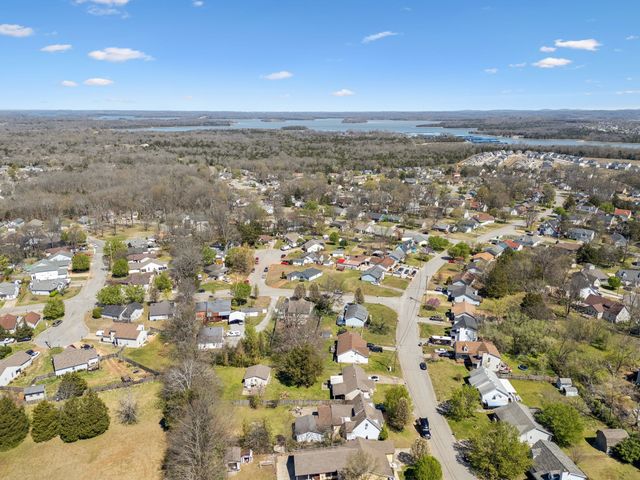 4825 Peppertree Dr, Antioch, TN 37013