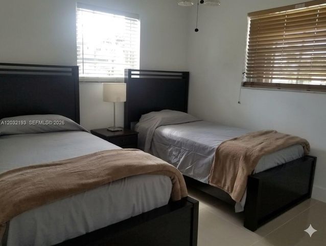 1321 NW 199th St, Miami Gardens, FL 33169
