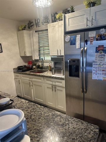 1321 NW 199th St, Miami Gardens, FL 33169