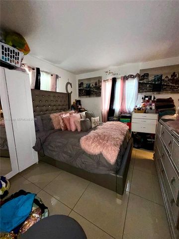 1321 NW 199th St, Miami Gardens, FL 33169