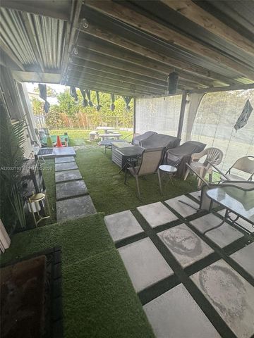 1321 NW 199th St, Miami Gardens, FL 33169