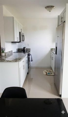 1321 NW 199th St, Miami Gardens, FL 33169