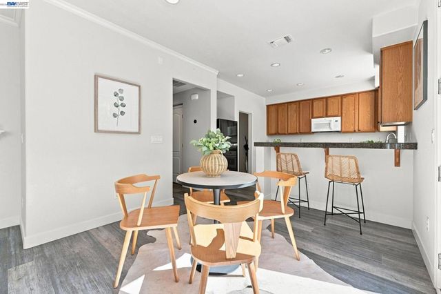 3910 Hidden Grove Ln, Concord, CA 94519