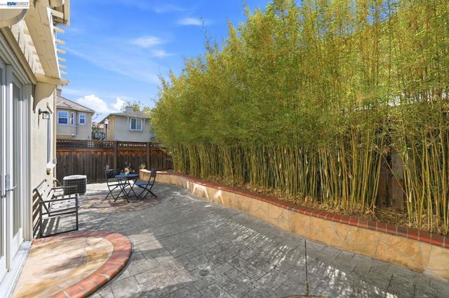 3910 Hidden Grove Ln, Concord, CA 94519