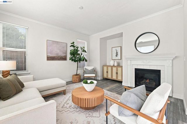 3910 Hidden Grove Ln, Concord, CA 94519