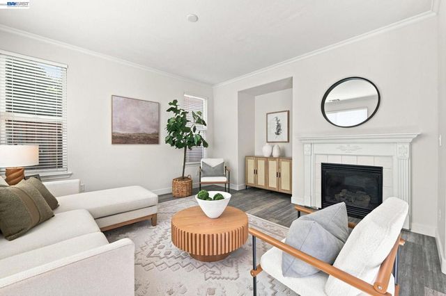 3910 Hidden Grove Ln, Concord, CA 94519