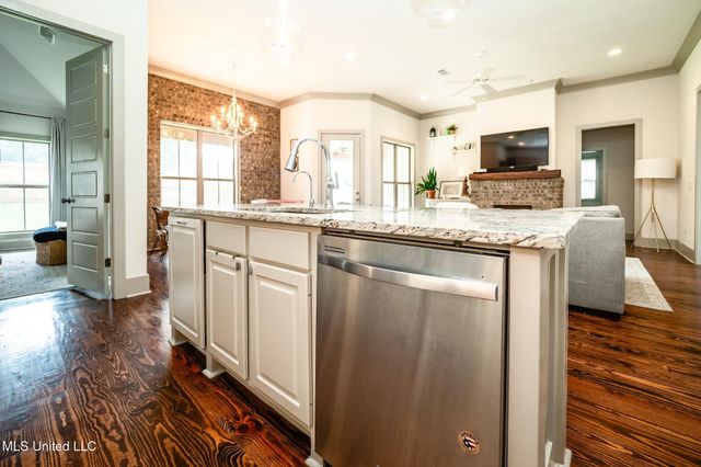 204 Grace Drive, Flowood, MS 39232