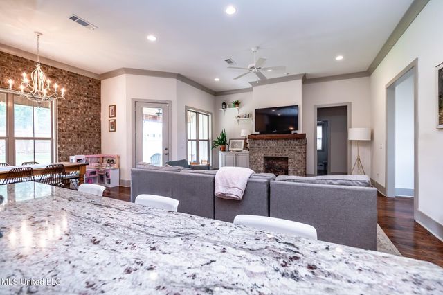 204 Grace Drive, Flowood, MS 39232