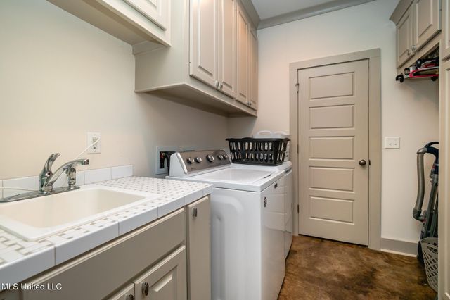 204 Grace Drive, Flowood, MS 39232