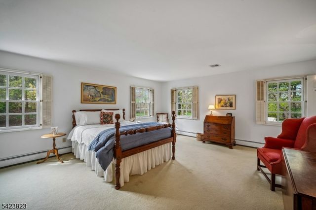 56 E Rayburn Rd, Long Hill Twp., NJ 07946