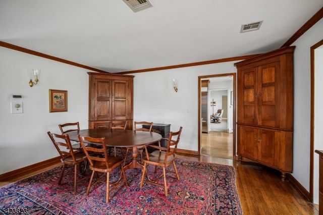 56 E Rayburn Rd, Long Hill Twp., NJ 07946