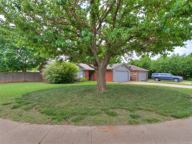 1708 Garcia Avenue, Edmond, OK 73003