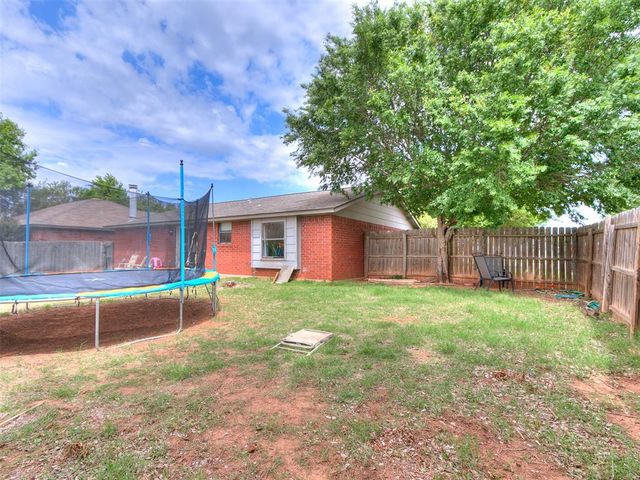 1708 Garcia Avenue, Edmond, OK 73003