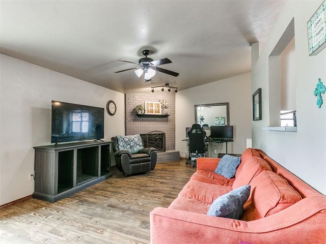 1708 Garcia Avenue, Edmond, OK 73003