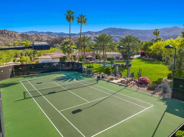 49400 Della Robbia Lane, Palm Desert, CA 92260