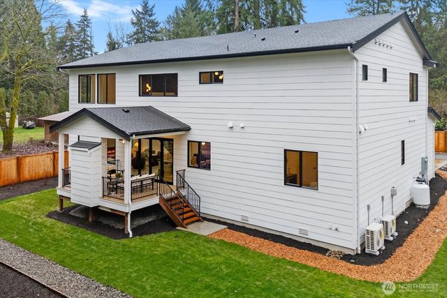 23833 29th Avenue W, Brier, WA 98036