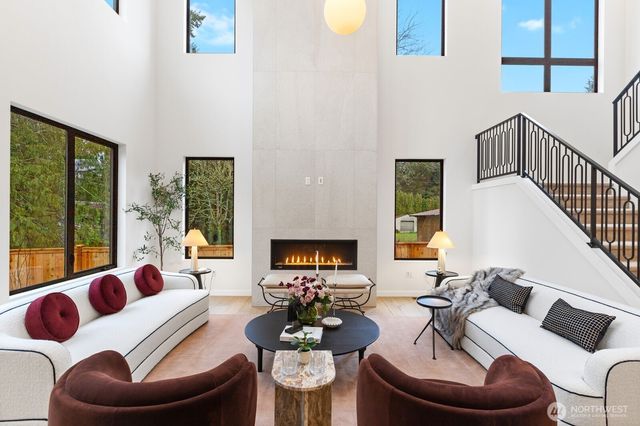 23833 29th Avenue W, Brier, WA 98036