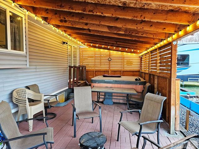 2665 E 97th N, Idaho Falls, ID 83401