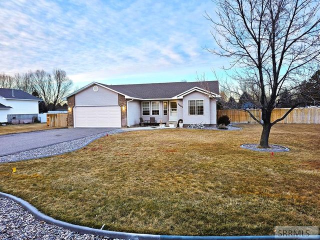 2665 E 97th N, Idaho Falls, ID 83401
